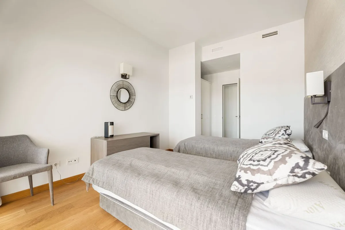 f88fb51b-2ffa-43d6-a37e-df206f53e7b2