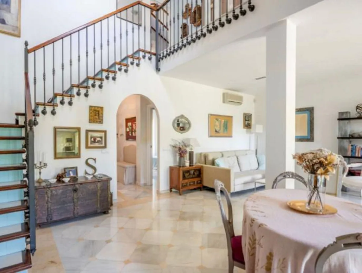 64ff61c4-e1af-455e-b552-3bd00caf6037