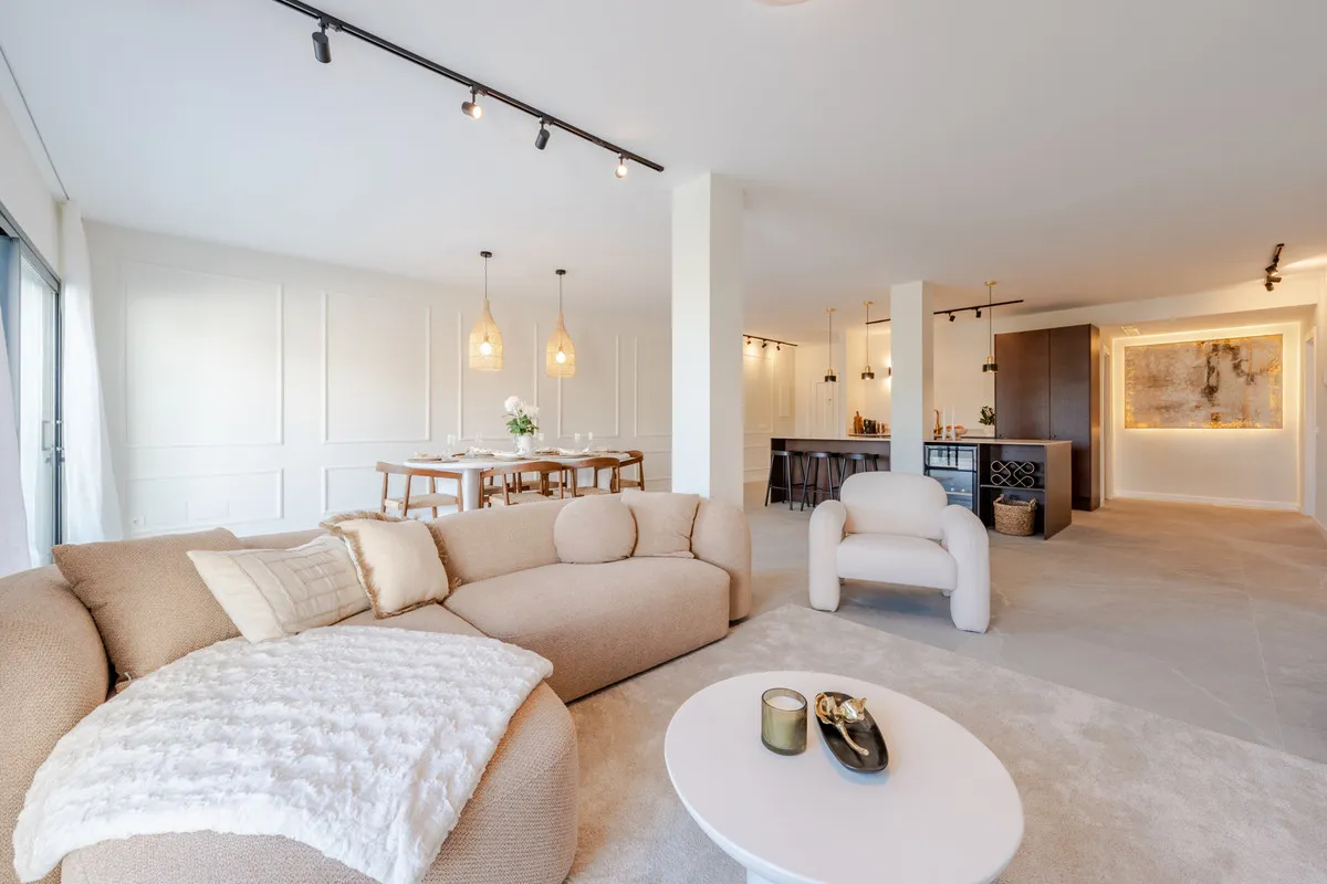 0388355b-77c8-4b37-bcc9-cfb9b74646c9