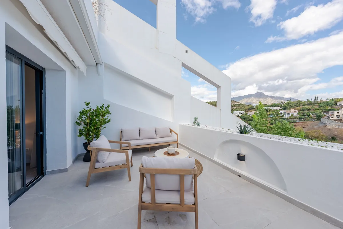 5be28924-4a81-4f62-a117-1b01d53d3c0f