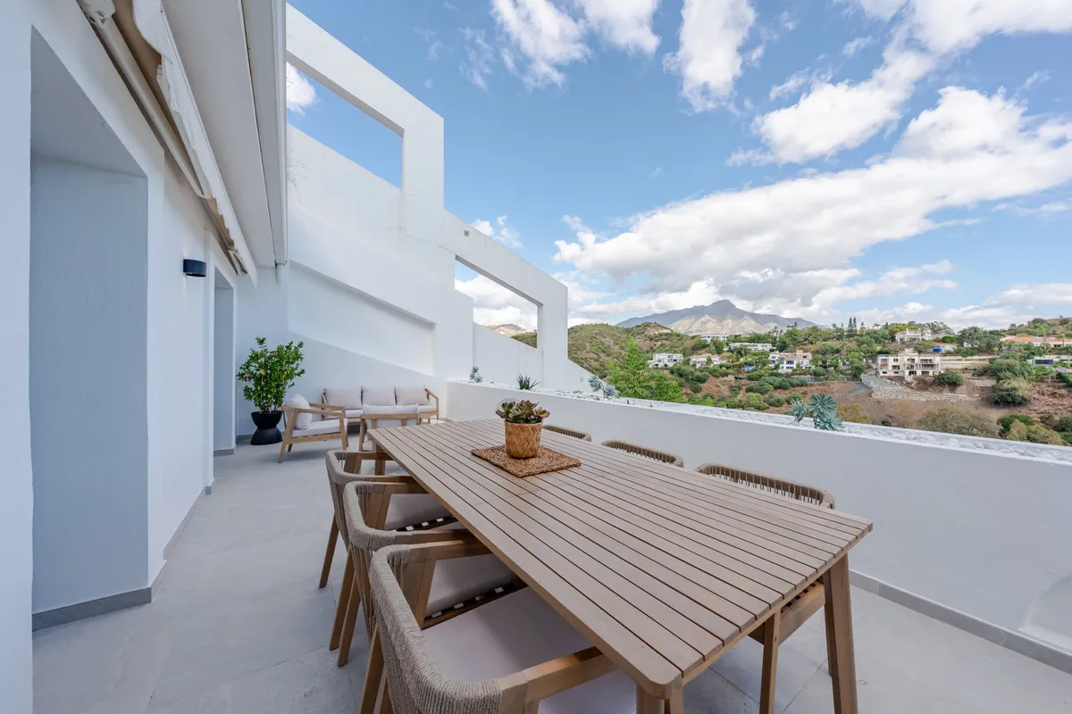 c3d3d6b5-c33d-4c43-b382-2706e9469963