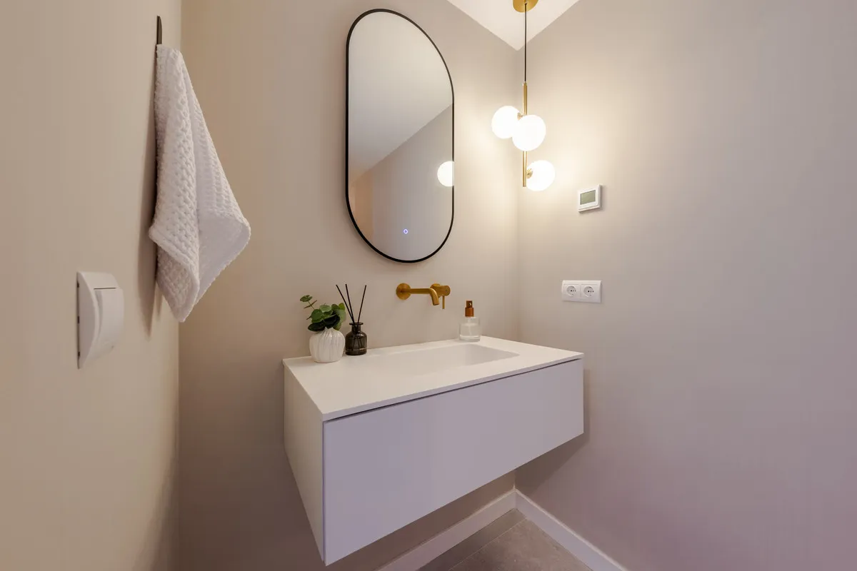 c6e7d491-4bf1-41fb-a545-4121d03bdde6