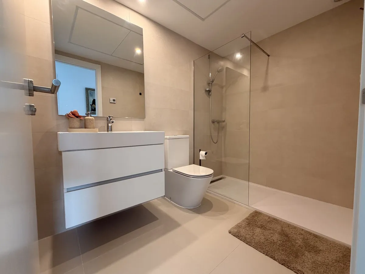 43efc042-afd7-45c8-82b6-f08541a6e9fc