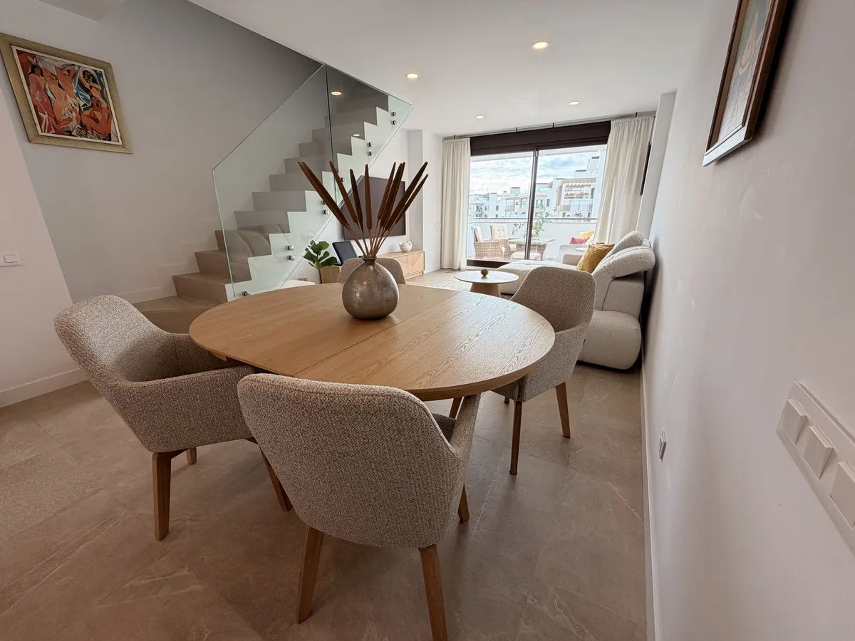 626bff74-7f31-4b08-a1db-32298e0e3aa9