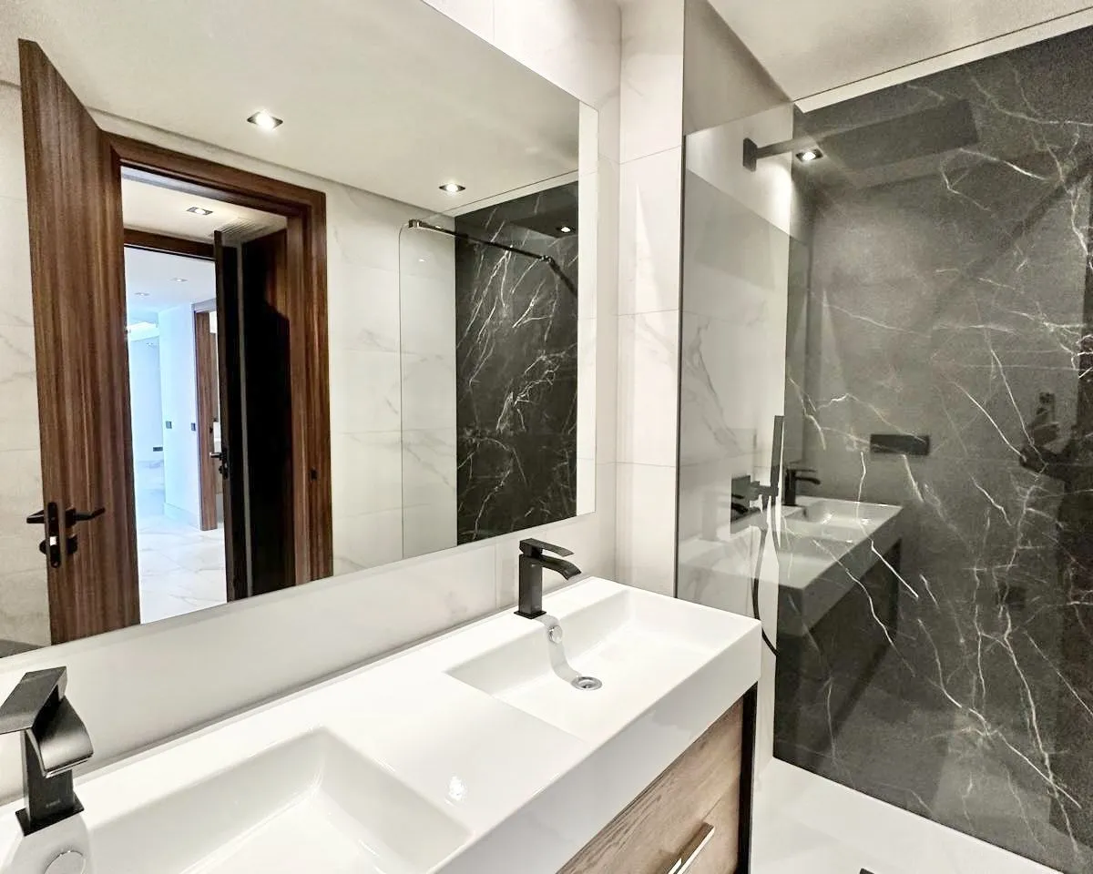 958e684d-8407-4d9f-9a52-003d8addbea4