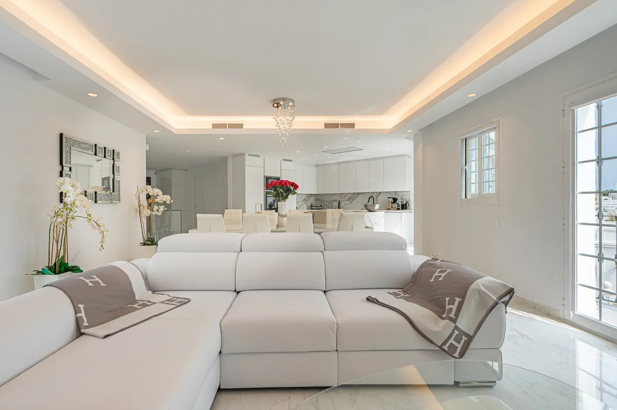 ca48f859-410b-4211-b97b-5eee8c16fb6f