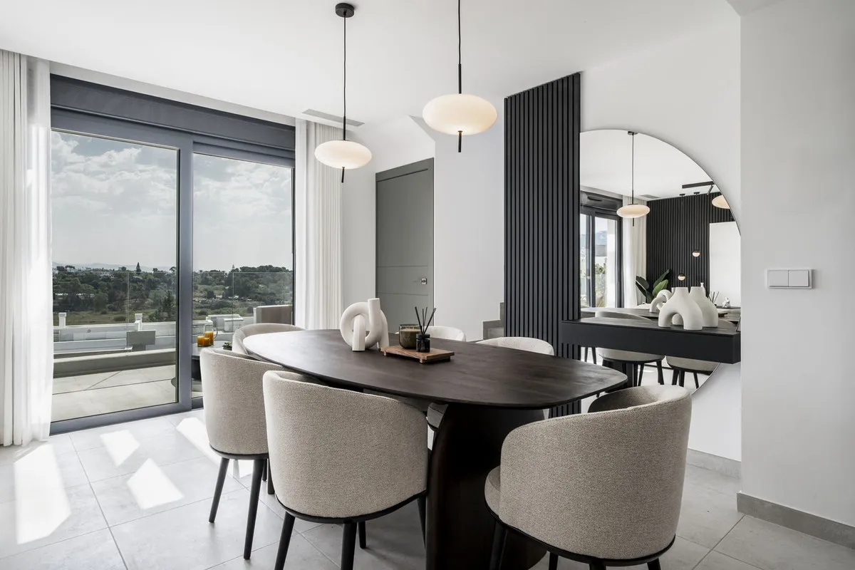 bf470bd8-e981-4285-851b-87f15e945d13