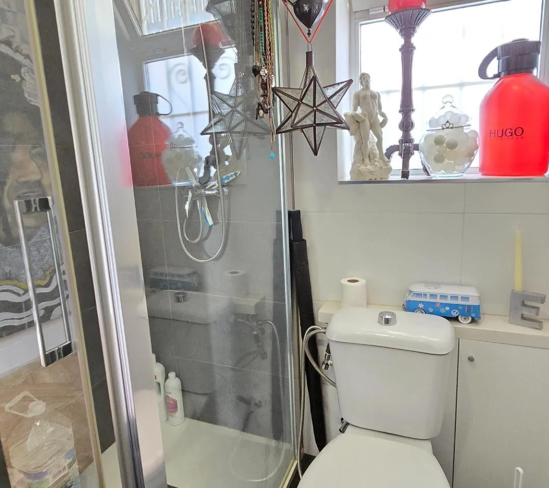 1238378b-f0e3-488f-b87a-4dbca1083cb4