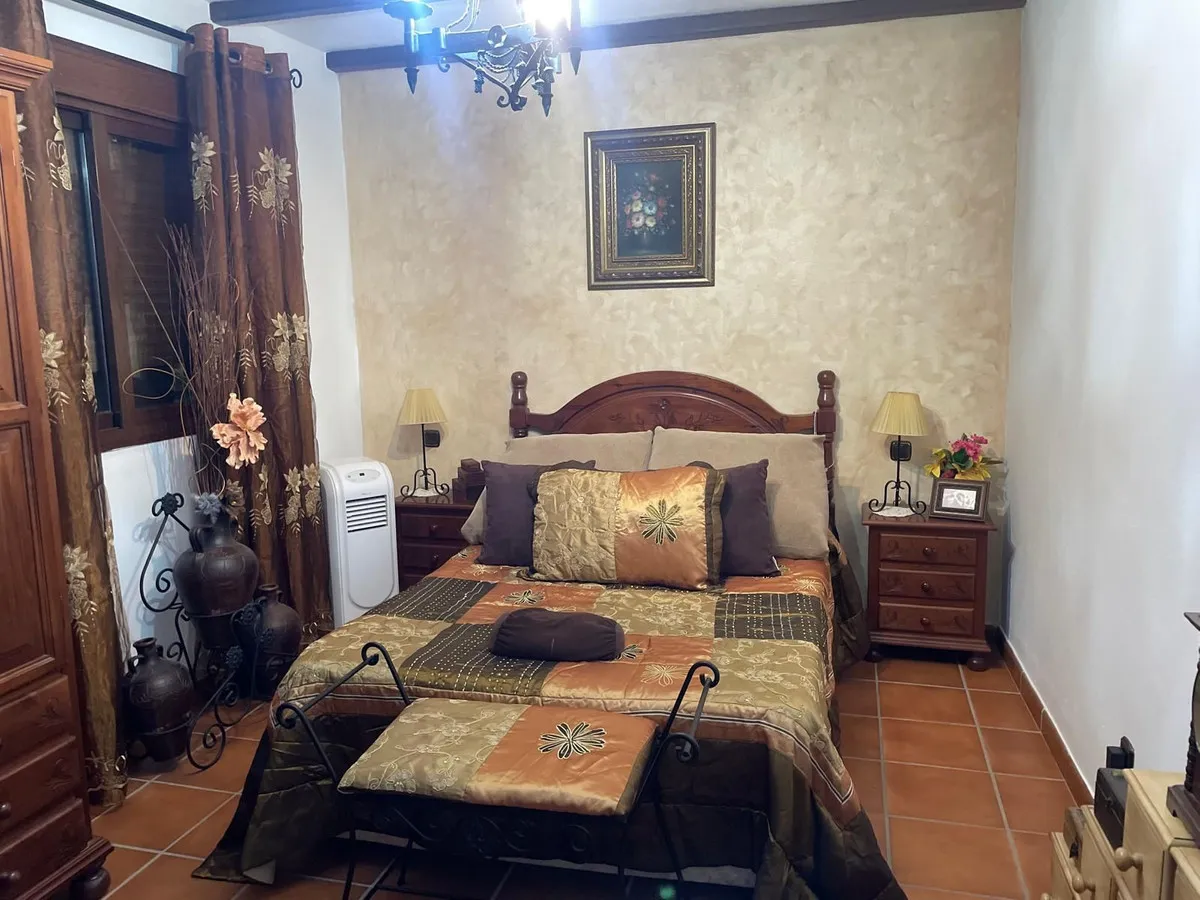 59c08a6a-5baa-49a2-b699-b8a103b19578