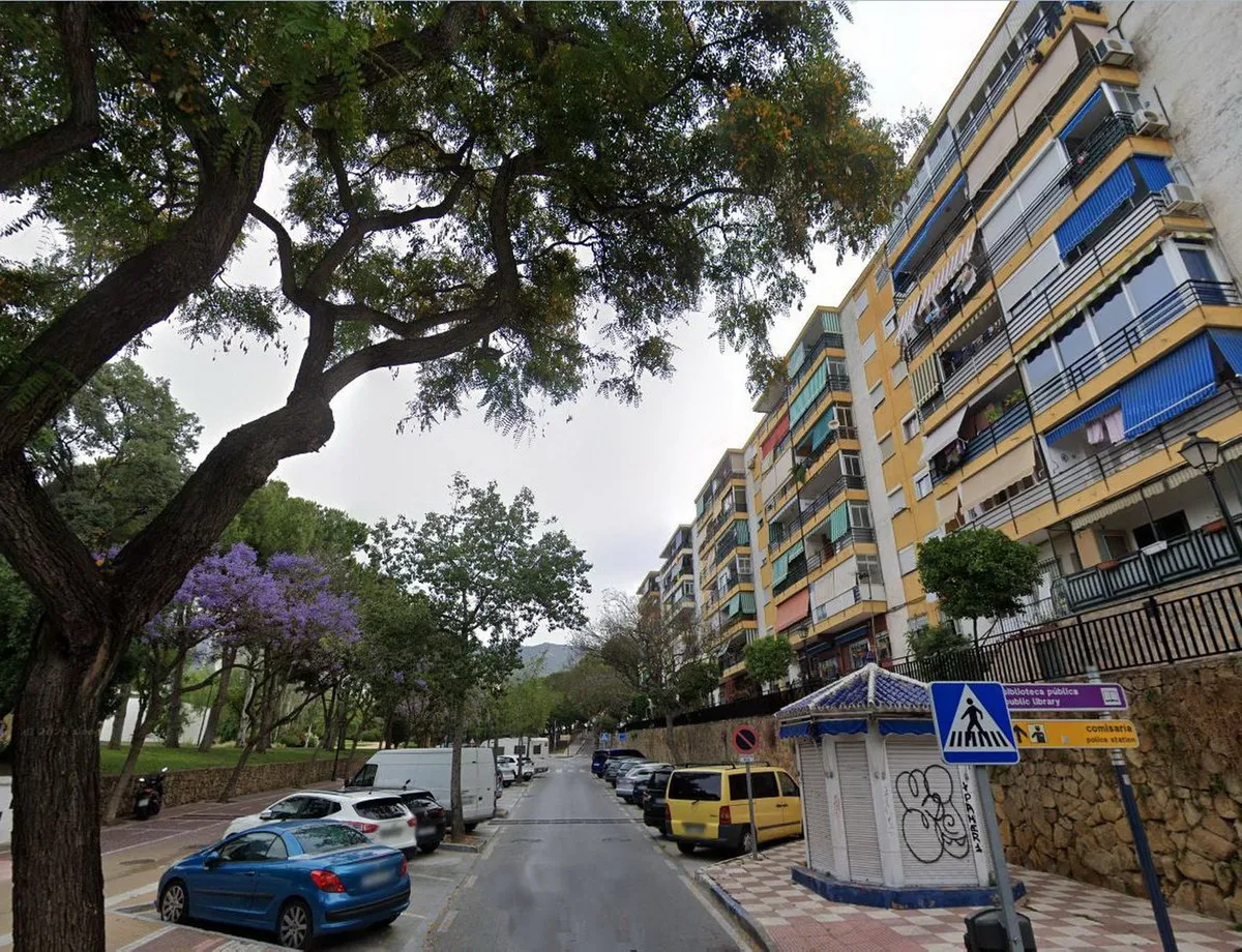 255b08e9-c0ec-4499-bdad-3012358c4d96