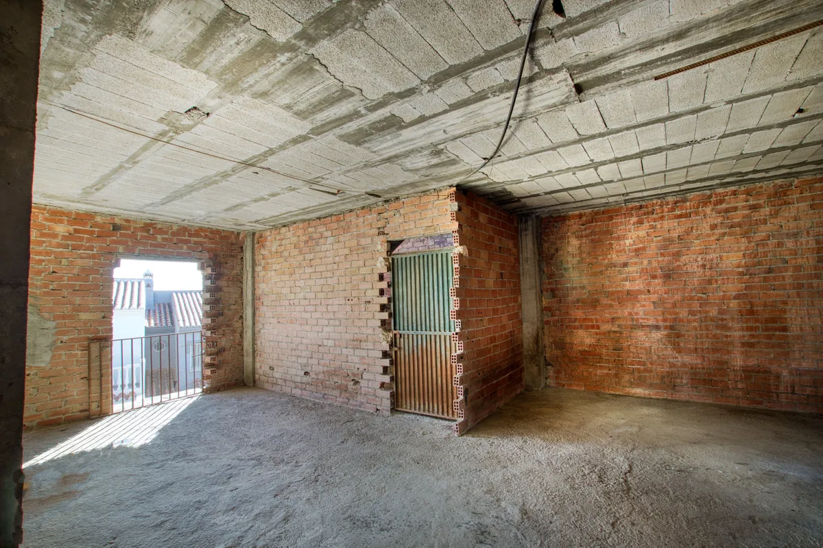 9e1c90a5-5a3f-48c3-bec0-a3e958d22a06