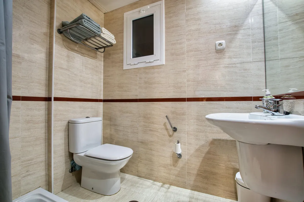 63994195-e7dd-4557-8f5d-90a0b8dd1def