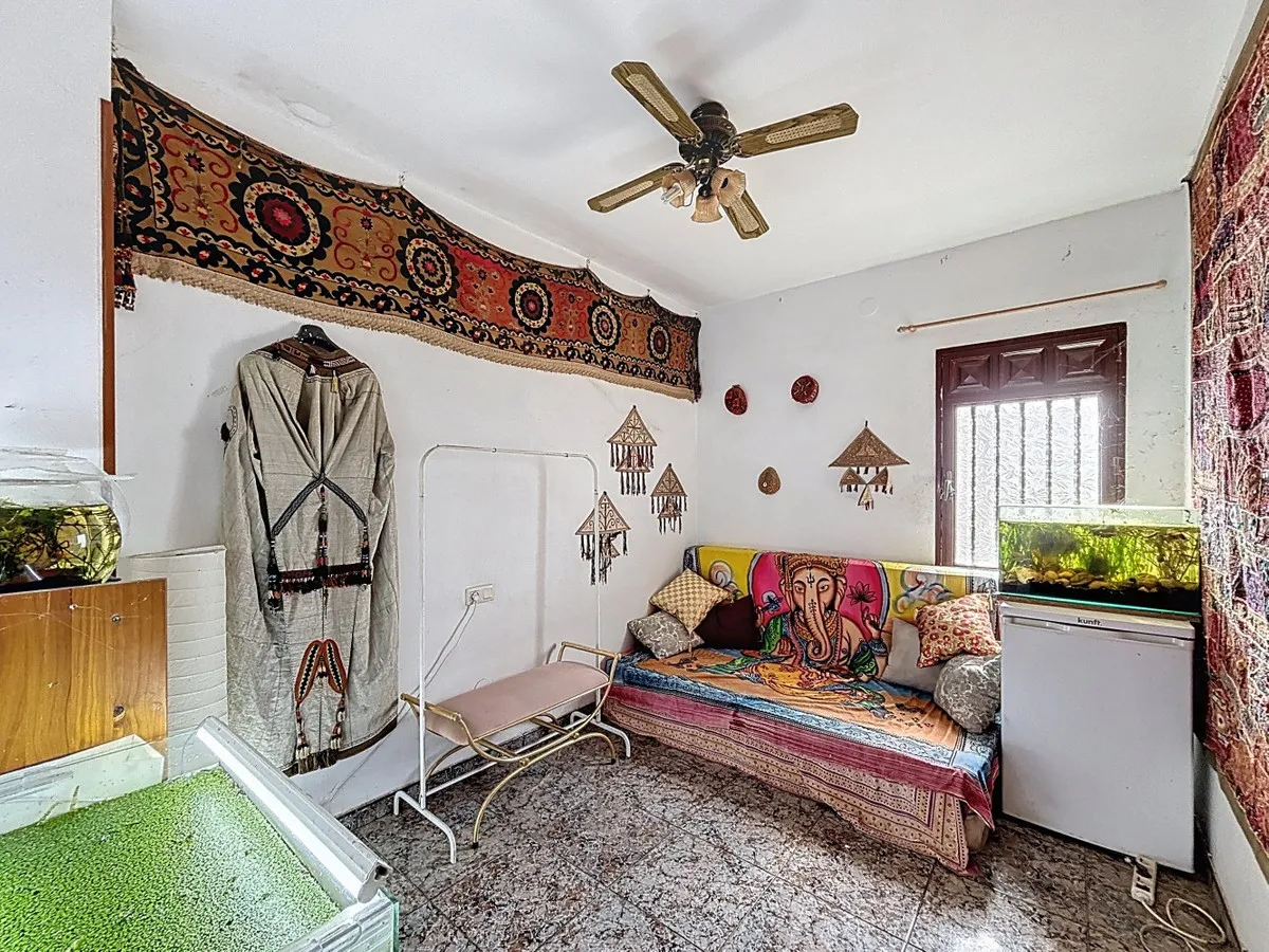 a3c6b724-154c-4daf-9b05-1687cd39a01e