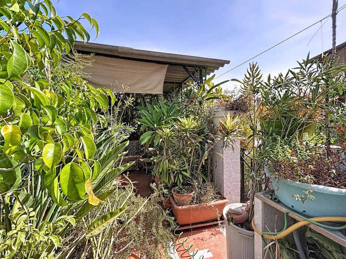 fbe502bd-a0cd-41bb-8ea5-149c5f3e5fd2