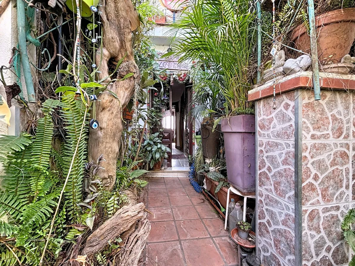 fc1b9380-fcfc-4d79-bc30-56b7f13921a1