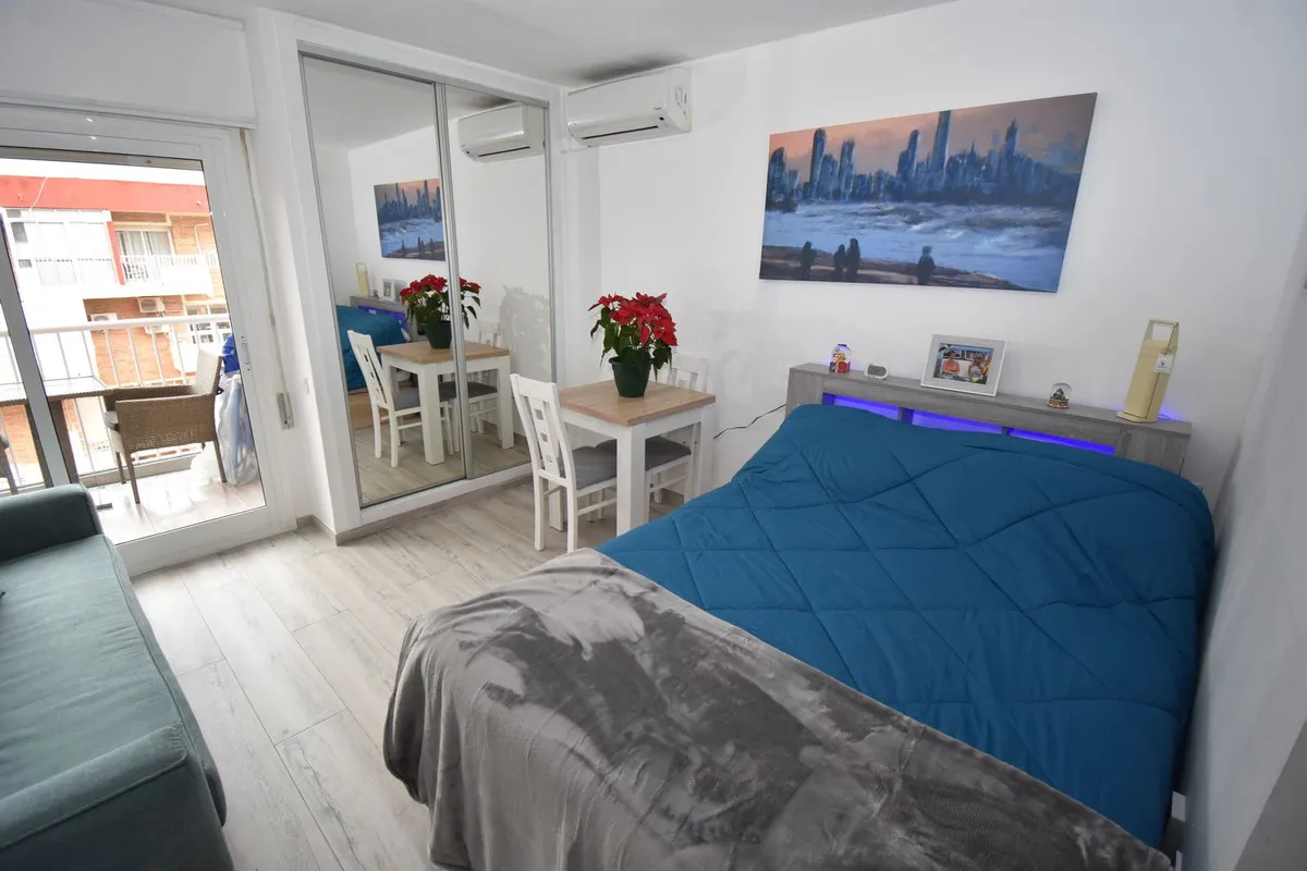 2b28a69b-8a4c-4791-9624-1eb28bd1b812