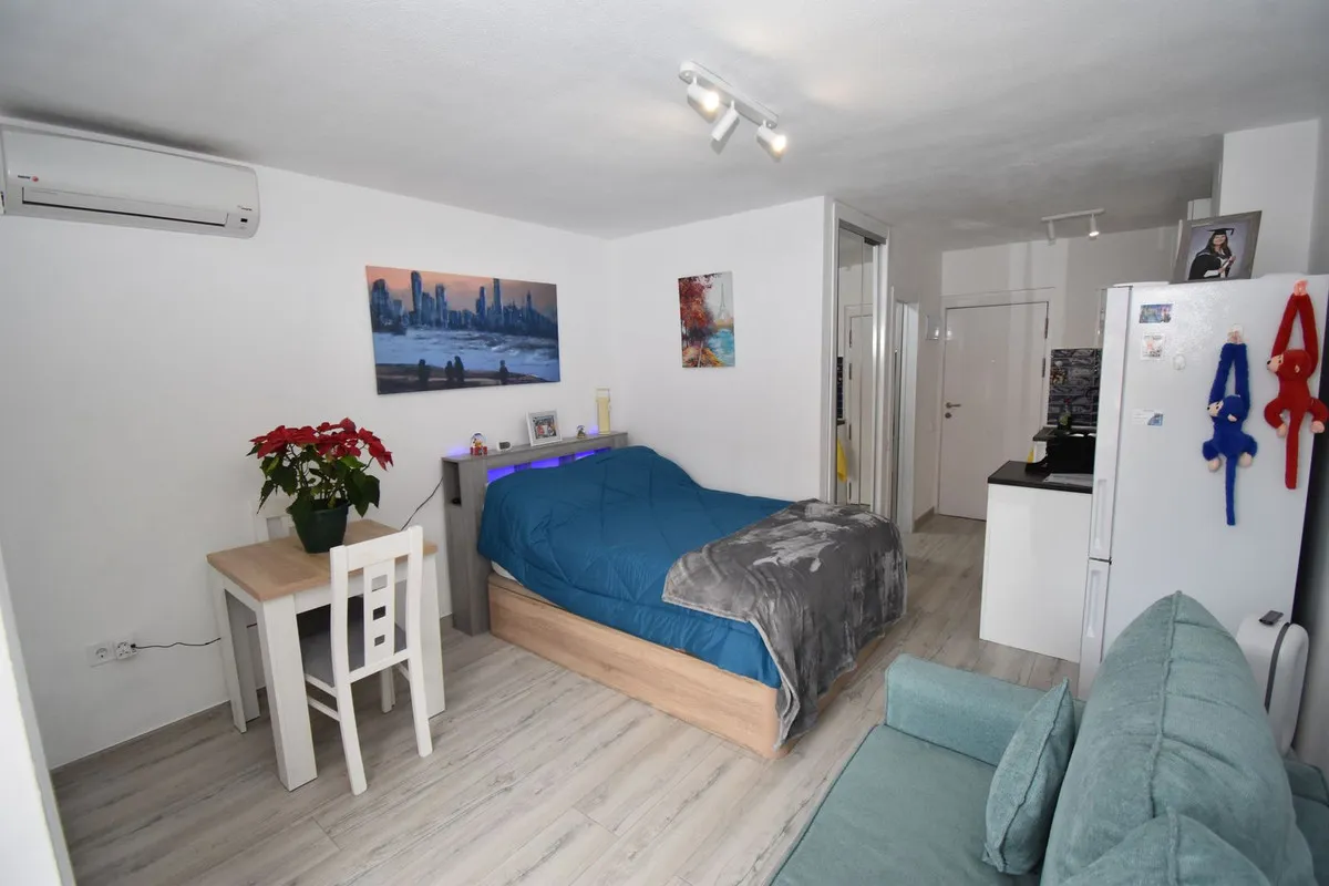 97d99efb-0d5c-484c-ae2b-26149041638c