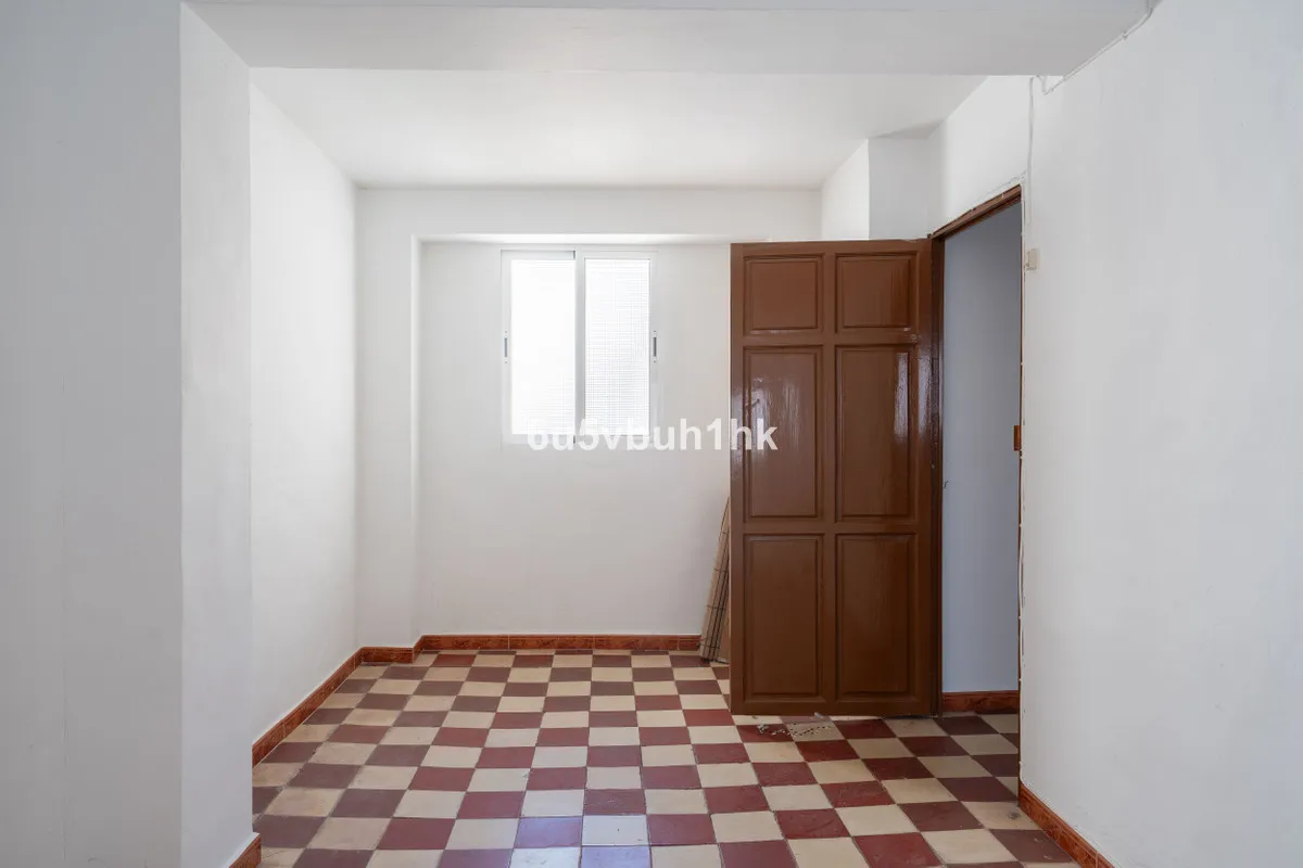 4083ab33-236d-4d68-b29c-c0bad23c95c6