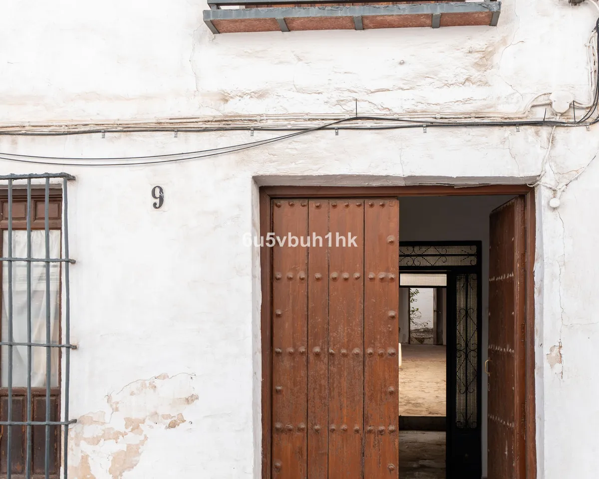 c3bed035-f3ab-45d7-a79d-904f06d78851