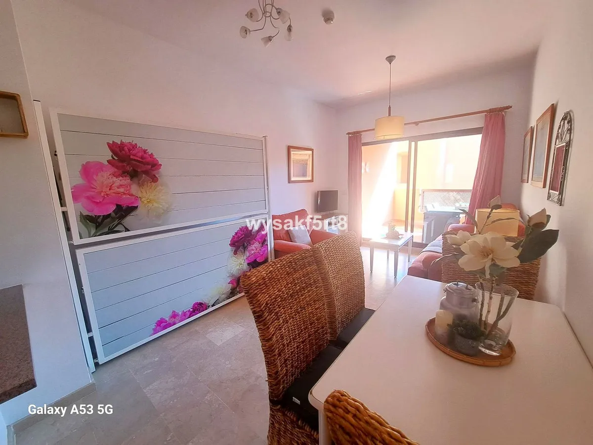 2438fa3c-7a2c-4f3b-9ff3-6459a723cc4f