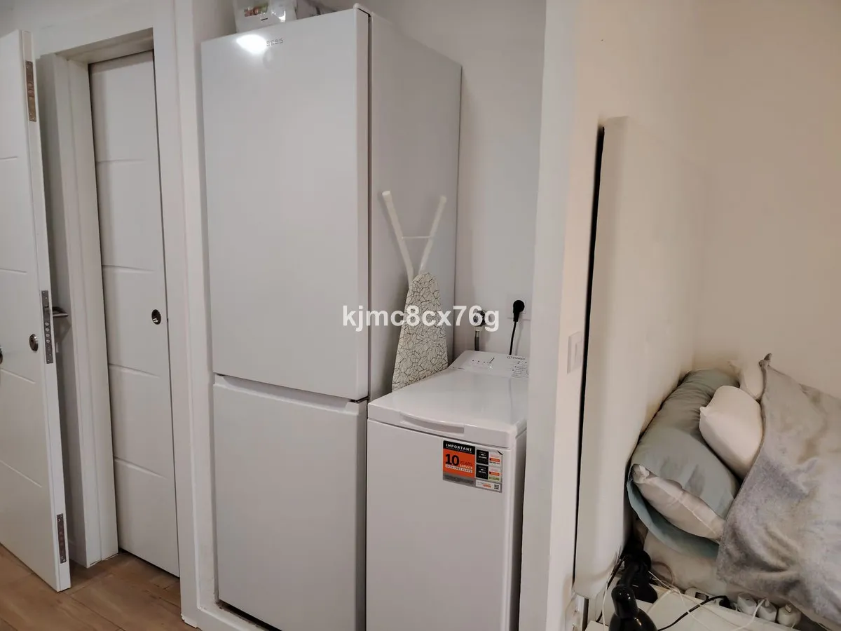 0b193417-5631-4e6b-bdff-eebb5641c669