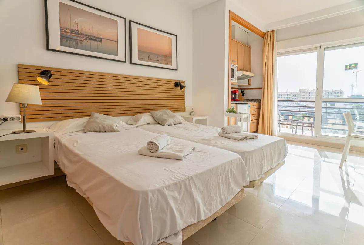 366a2697-6122-4a4d-bfd3-318ea49312bd