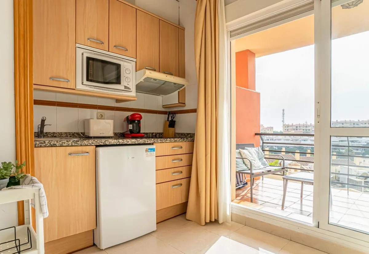 c5d6519c-d516-4be7-b7dd-cfadf916a229