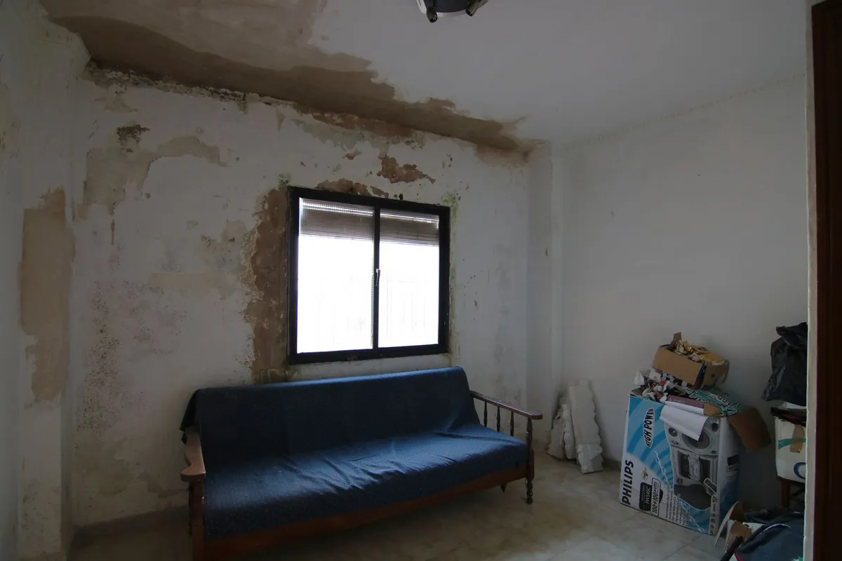 b16f4839-ebca-4c1f-bf2d-e5e997a8b69c