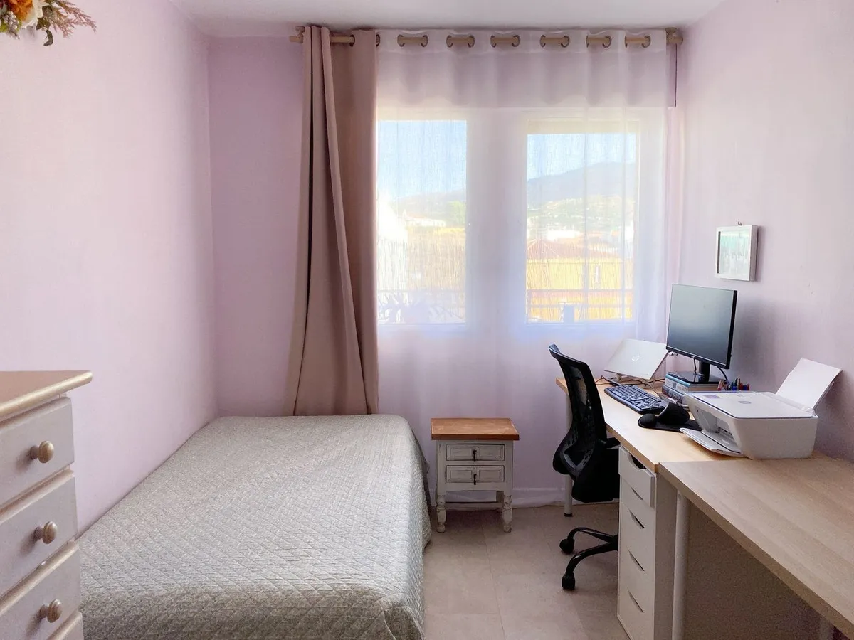 24a4864e-aee8-42fb-b885-afb4f2a8306d