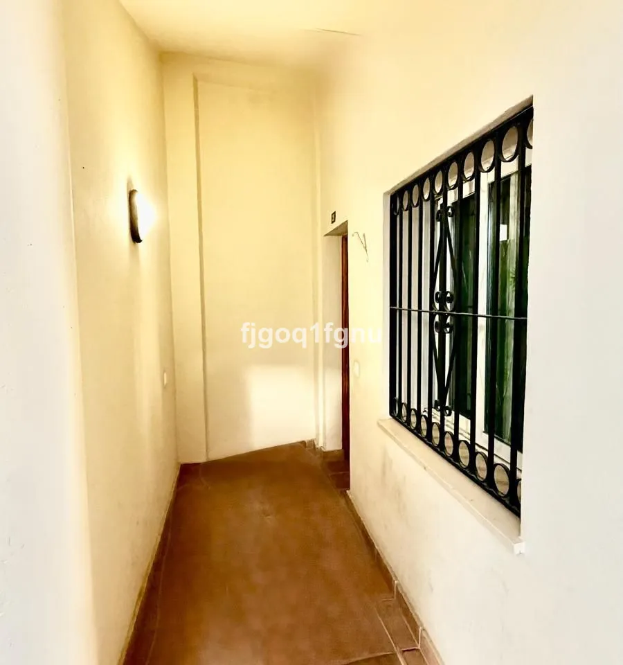 f5d762a8-29e1-4e6b-8e56-b0baa509357c