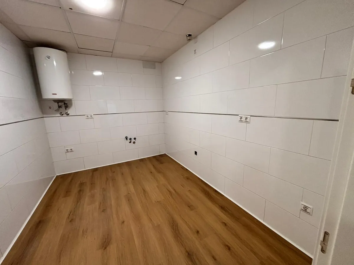 3afab34c-635a-4b17-ba09-73f7d3f5249c