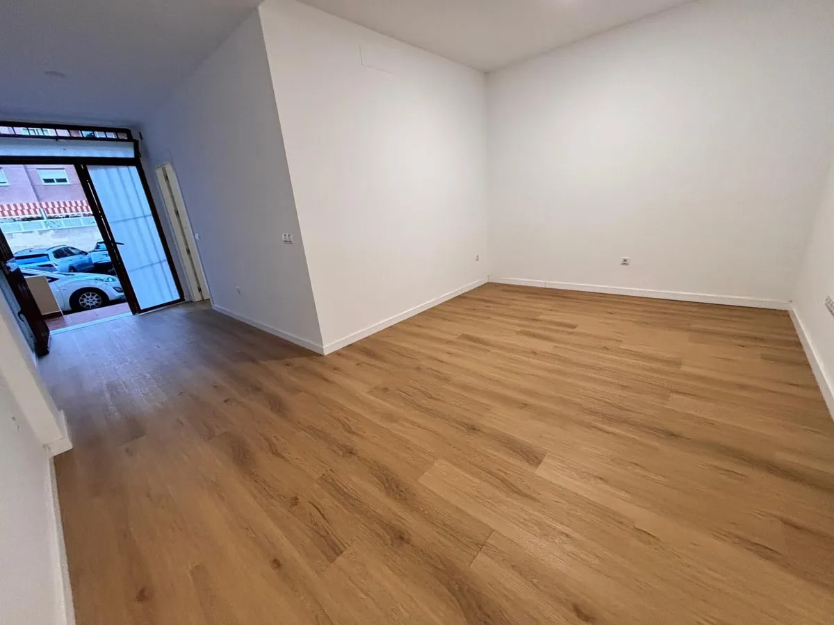 d2b65e0d-d740-4118-b9d4-06553846be45