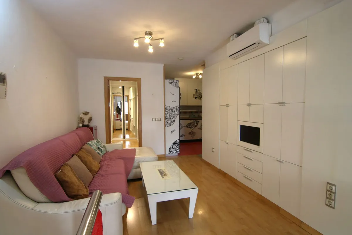 4c274000-0748-4278-af64-ee1765acd67a