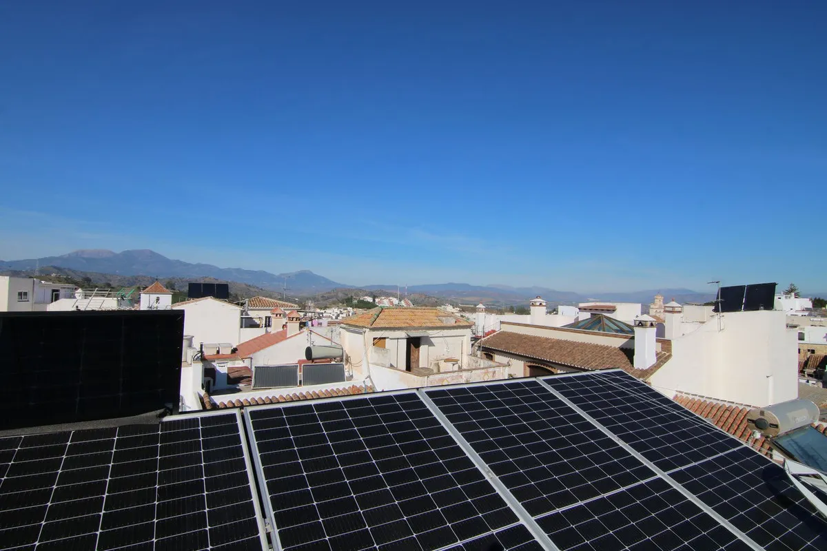 9a433d6c-3cc7-48d9-b79a-90c1abc8423b