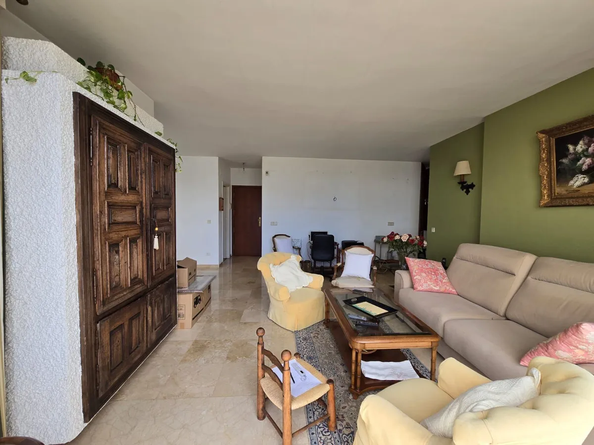 2f90fe23-10e2-4d7e-9bfd-cb15144f8672