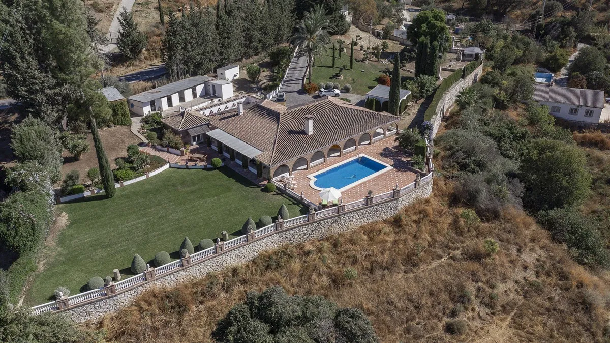 0d010cc4-3ade-415d-ad90-e0e29d3c8c13