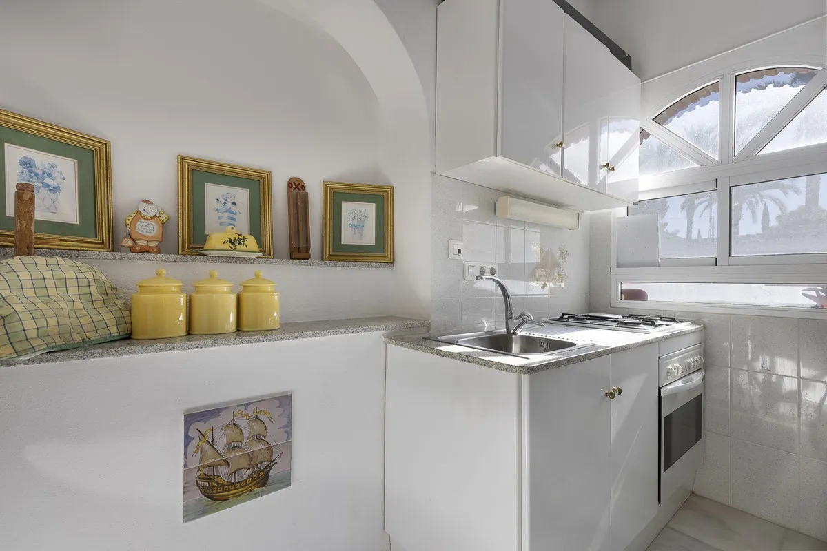 7f21b4f7-1896-44ae-ae19-c2114ebc5e38