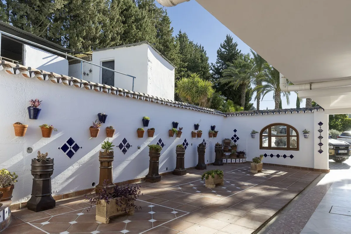 ab03fbc0-e792-4fcc-b593-15bfd823d723