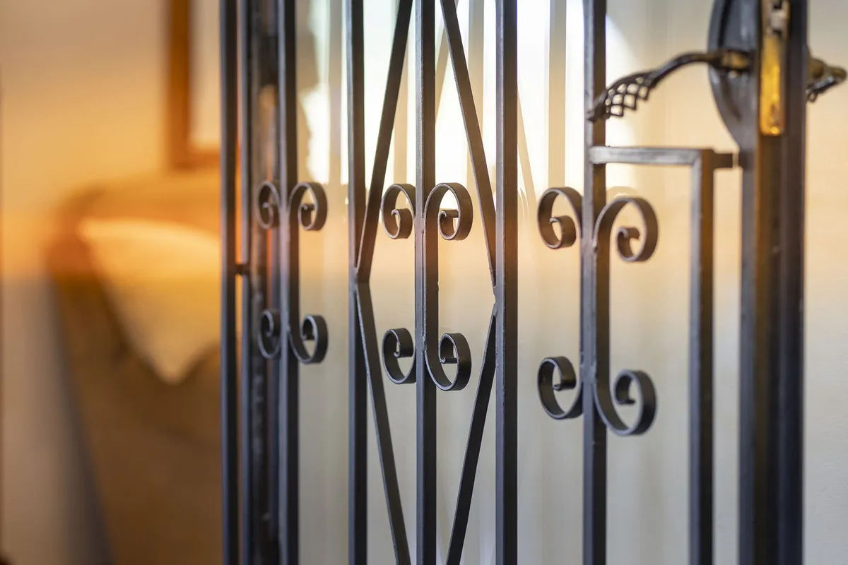 f50ce716-baf6-46dd-b354-183b34961da4