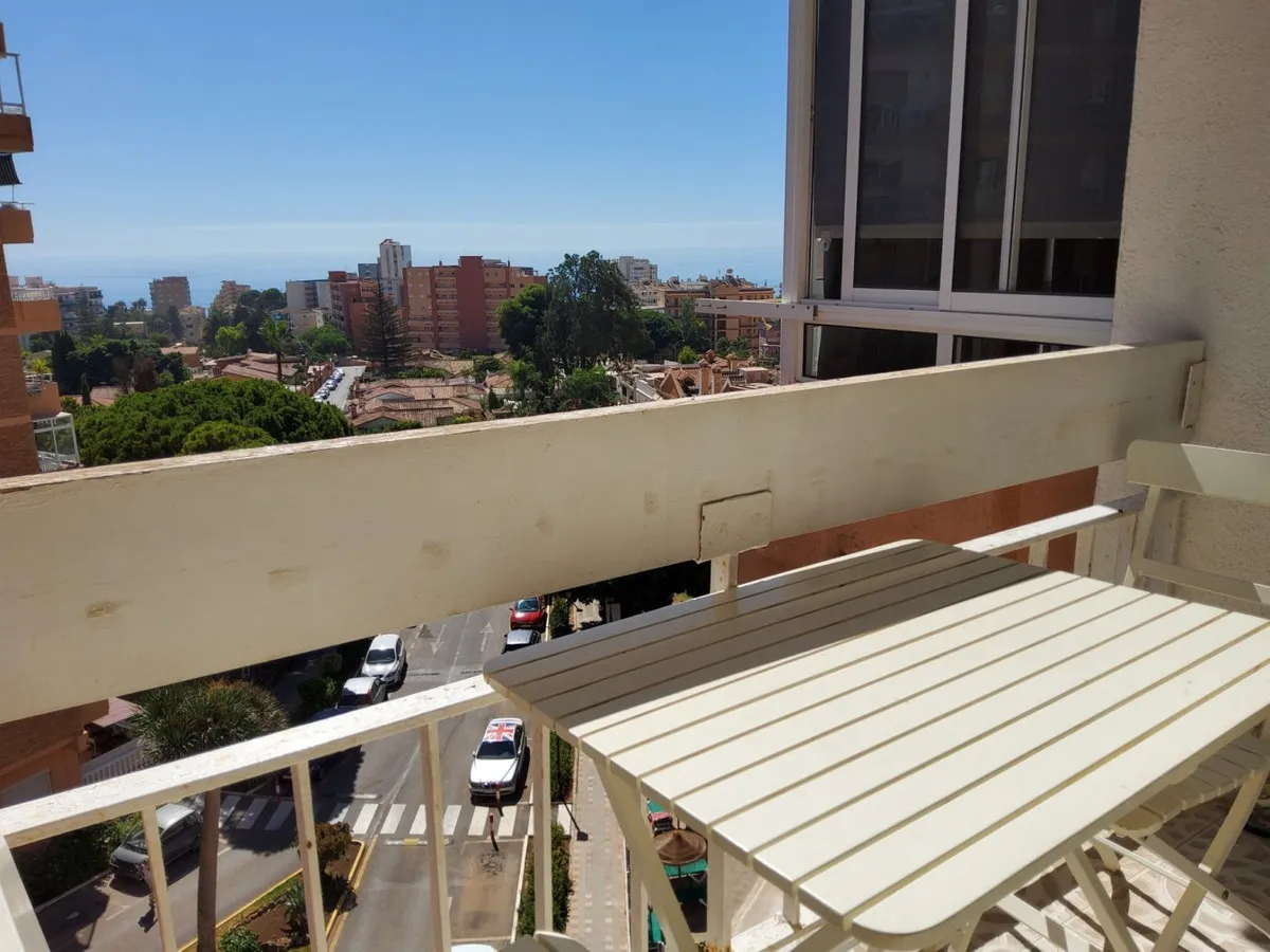 140b24aa-5452-429d-9ff4-e5a41870e48d