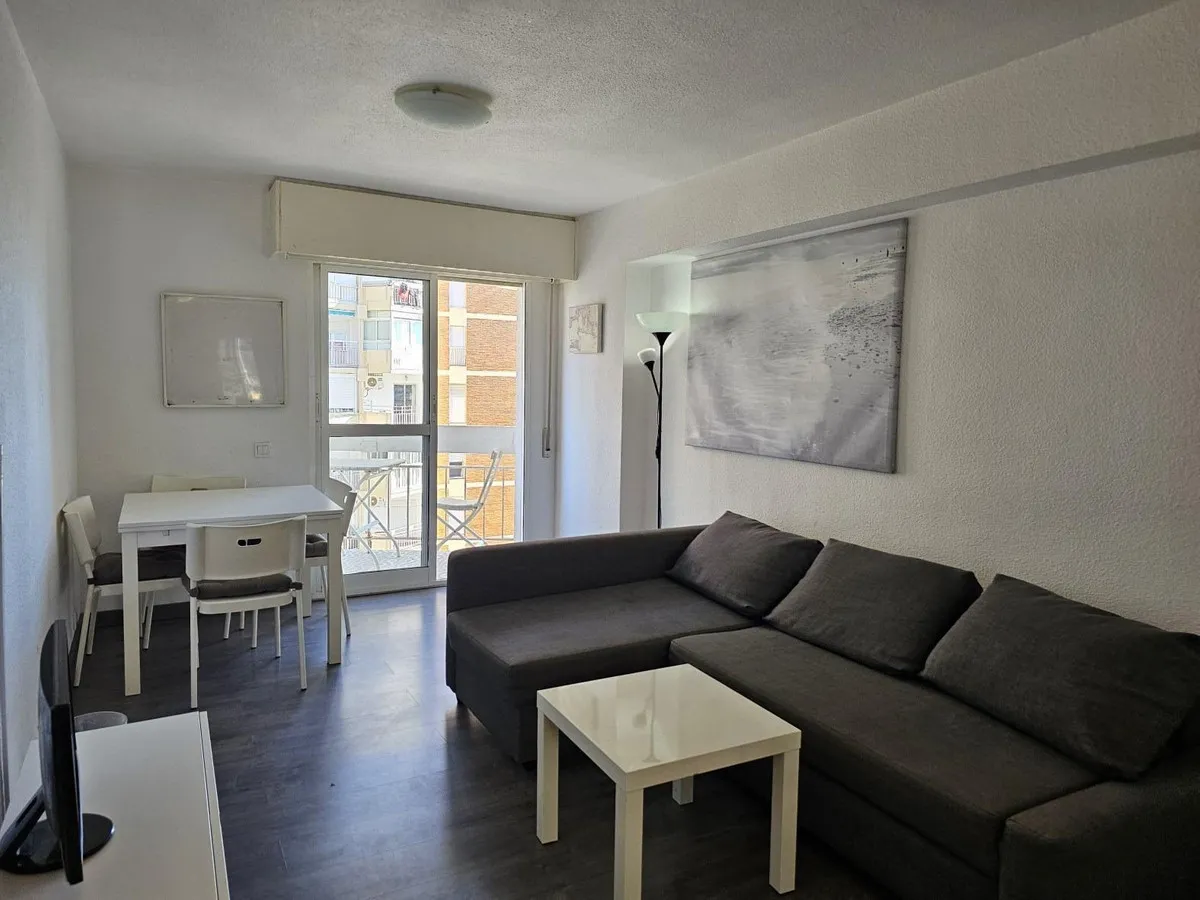 aaa02f07-d5c2-4533-be37-60915d7b9555