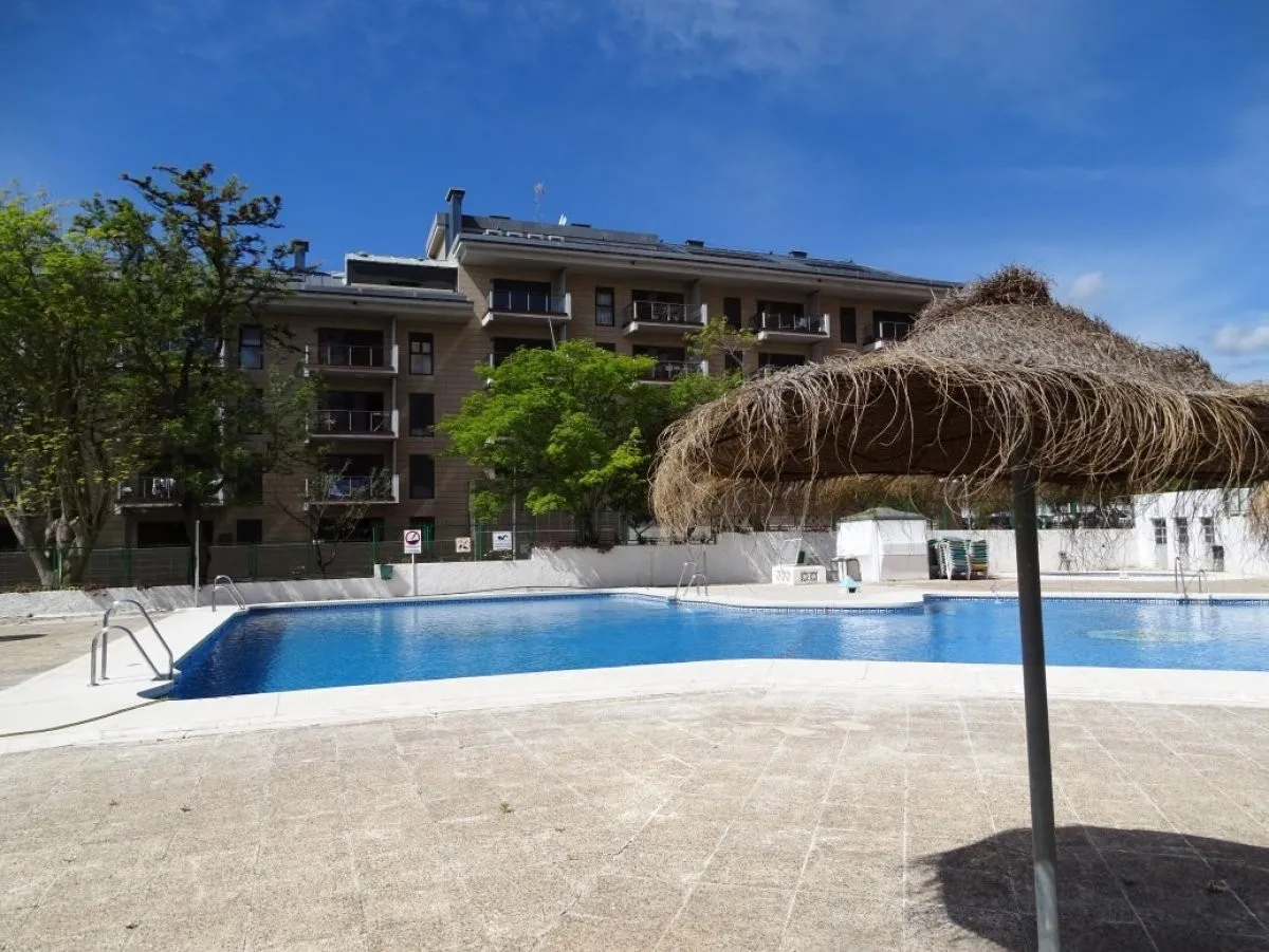 e6d9490c-166b-48ab-bc62-1e0c1b0765c4