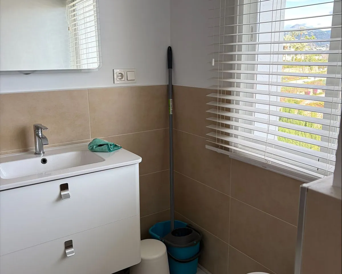 a5876a32-4385-4f8b-8657-3a20e0f48a08