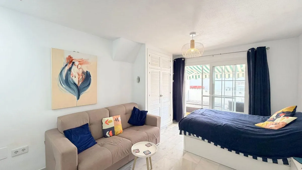 7db55124-a33e-40cd-8172-877958db2c1f