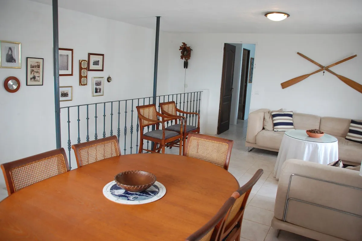 27443042-98ab-4fc5-9c49-e602a49d0f00