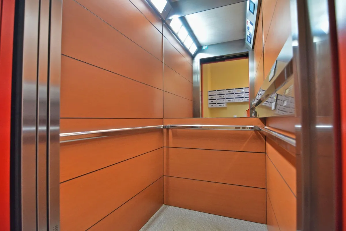 1f35171a-4f59-4ced-9541-e165705ac522