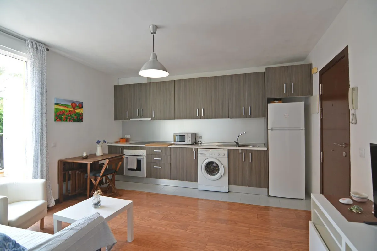 4e2cfdc3-ed36-44f3-95e7-27b751e4402d