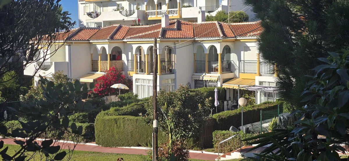 62c2ac7e-ab43-4ee4-a232-904f23fc0cc6