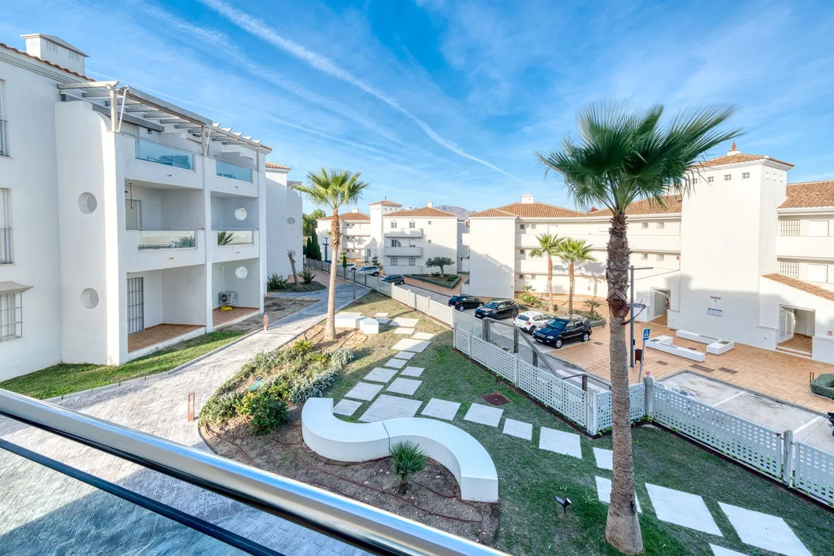 2d3317ae-c28e-48ef-9513-1c774c9dd175