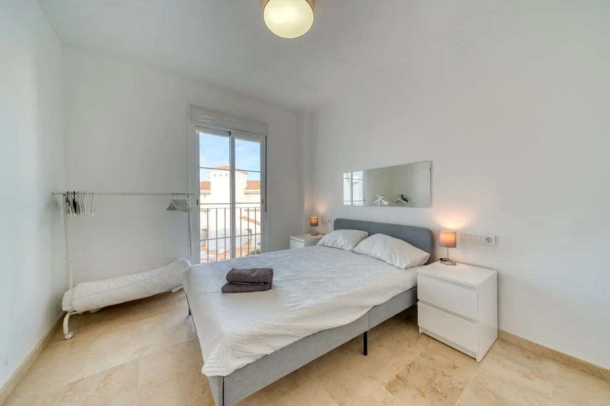 36900593-ce9b-47a9-a1b7-8858791c77e2